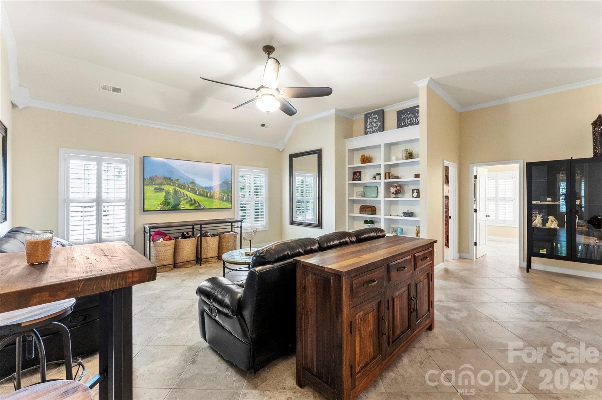 Spacious secondary living room on 2nd floor - 3411 Stags Leap Way, York