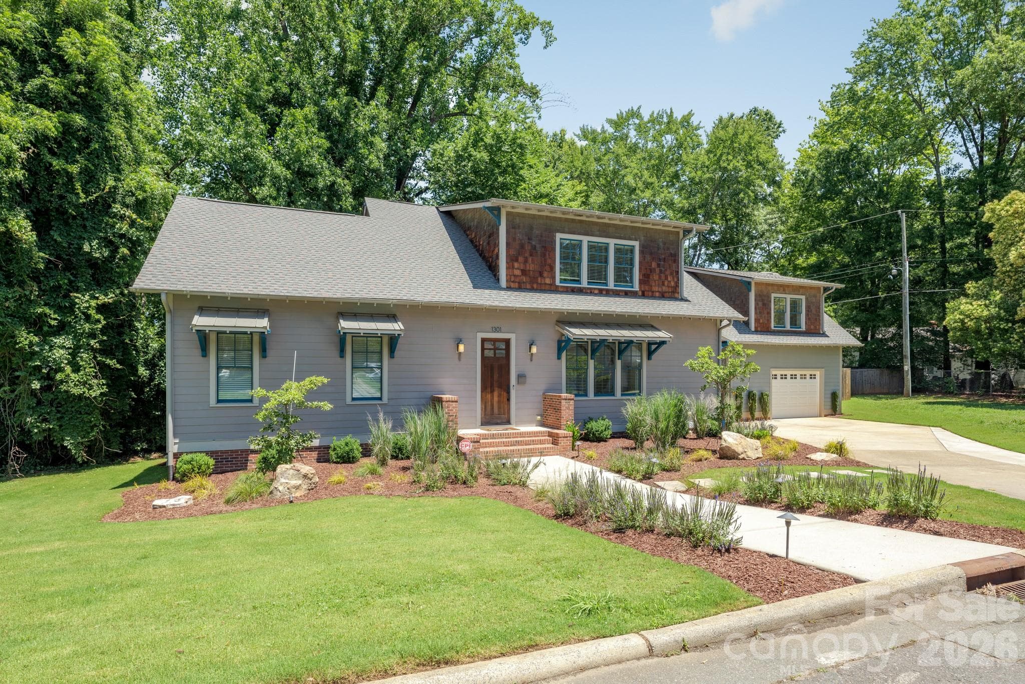 Single Family Residence at Charlotte, photo 2 of 39