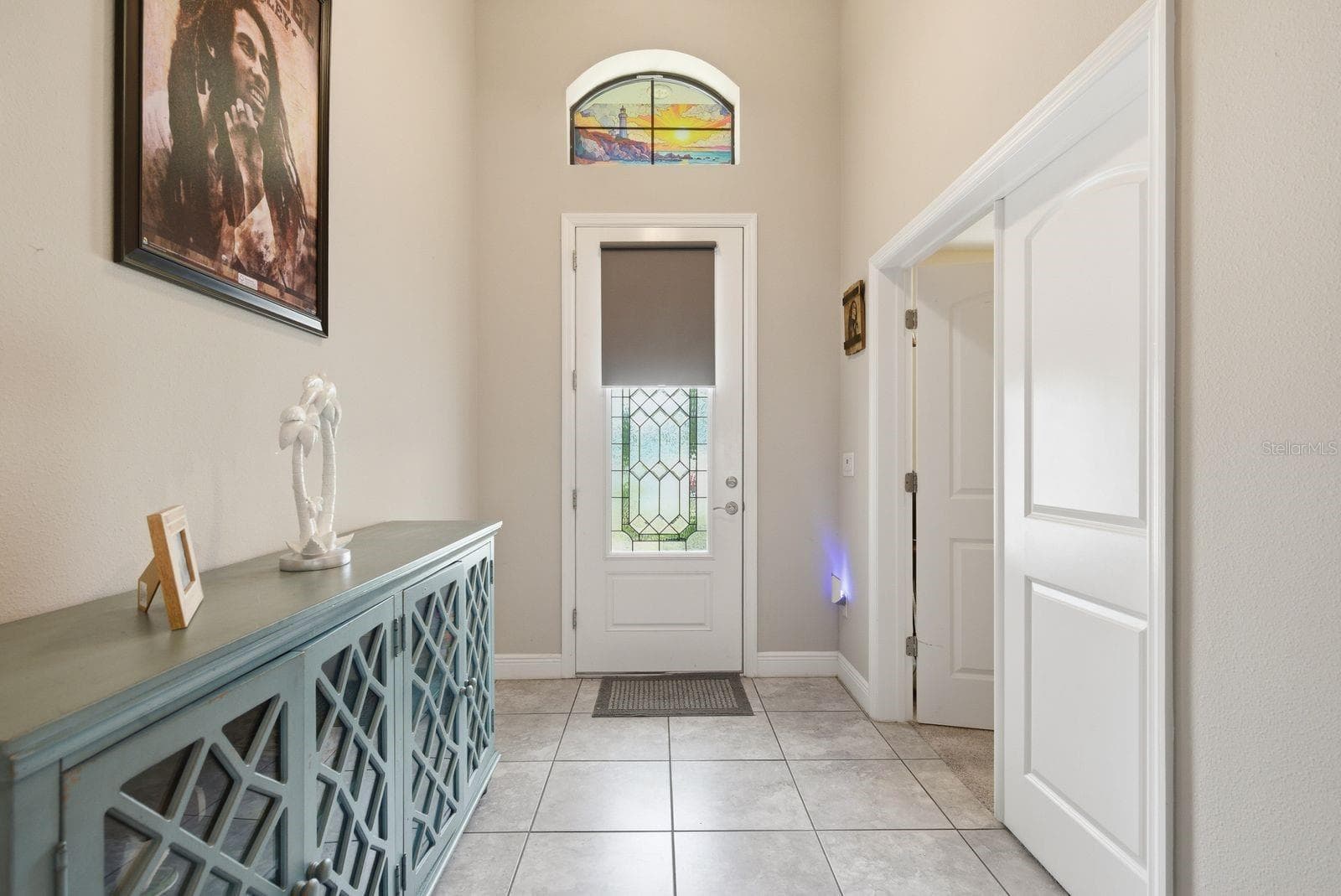 Single Family Residence at 11632 WEAVER HOLLOW RD, NEW PORT RICHEY, photo 6 of 33