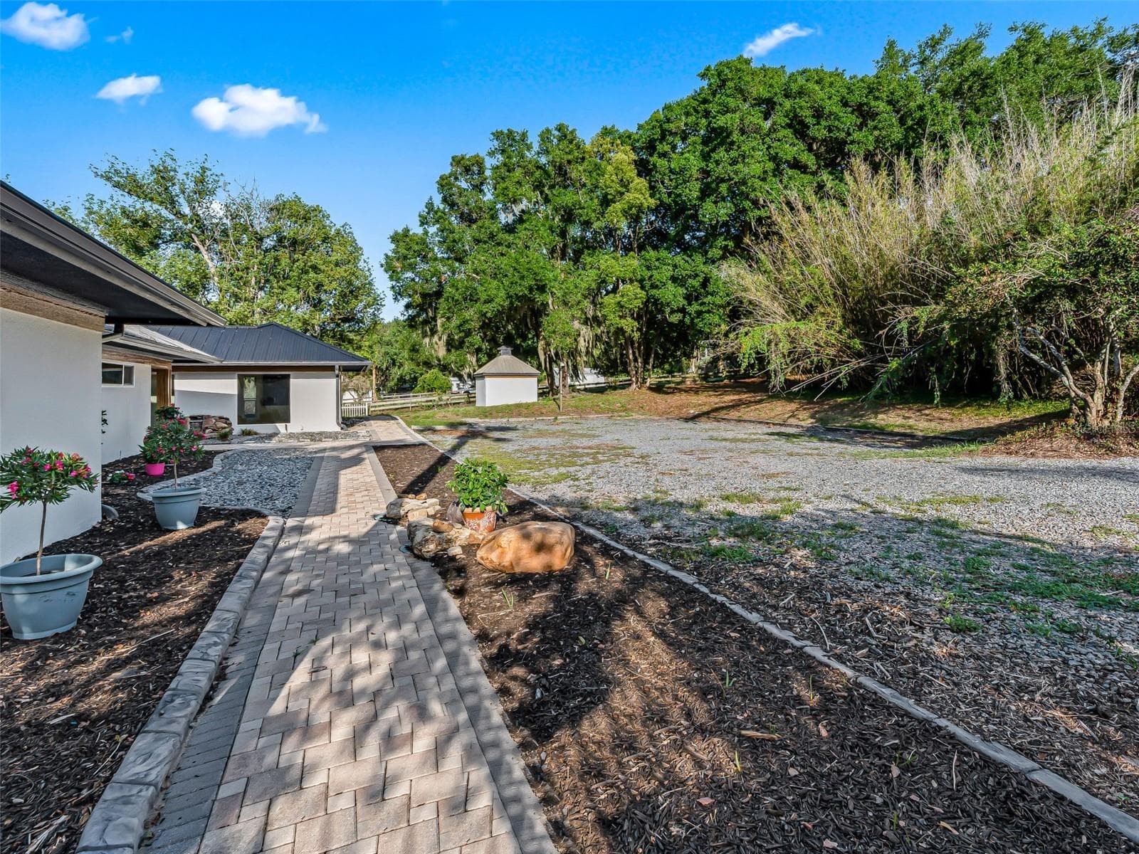 Single Family Residence at 13061 SE 158TH LN, WEIRSDALE, photo 9 of 100