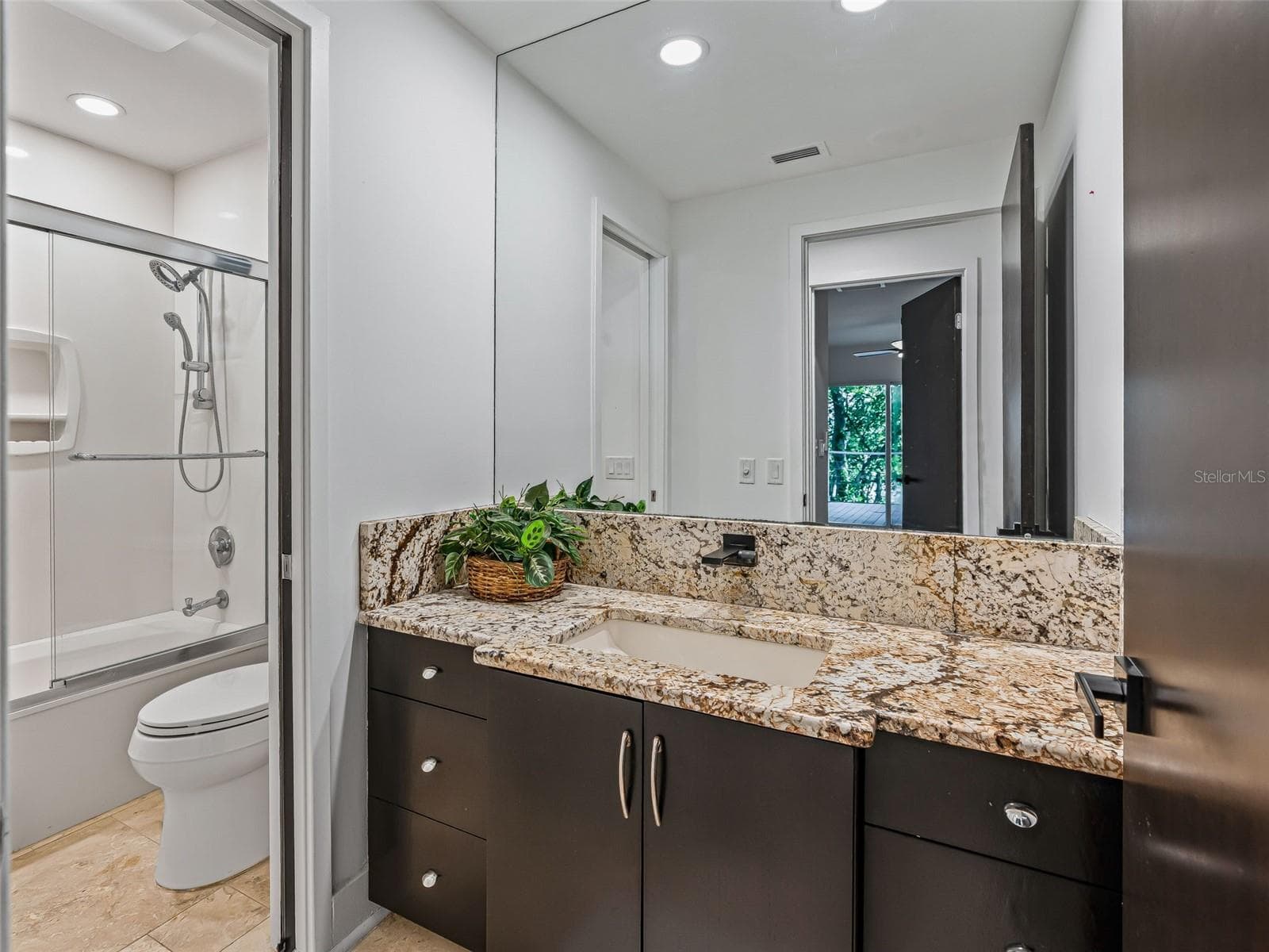 Single Family Residence at 13061 SE 158TH LN, WEIRSDALE, photo 52 of 100