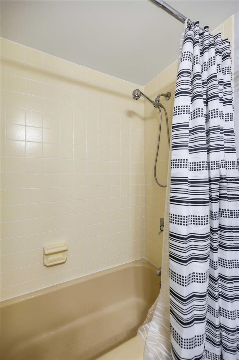 Condominium at 681 MIDWAY DR #B, OCALA, photo 19 of 30