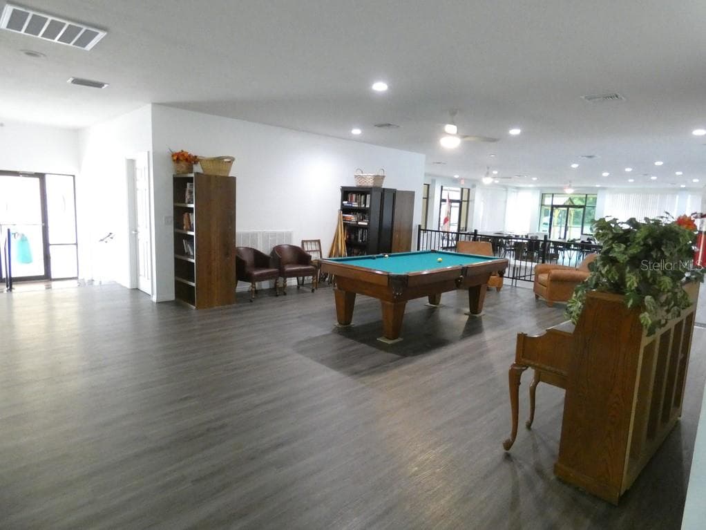 Condominium at 1024 10TH CIR SE, LARGO, photo 24 of 35