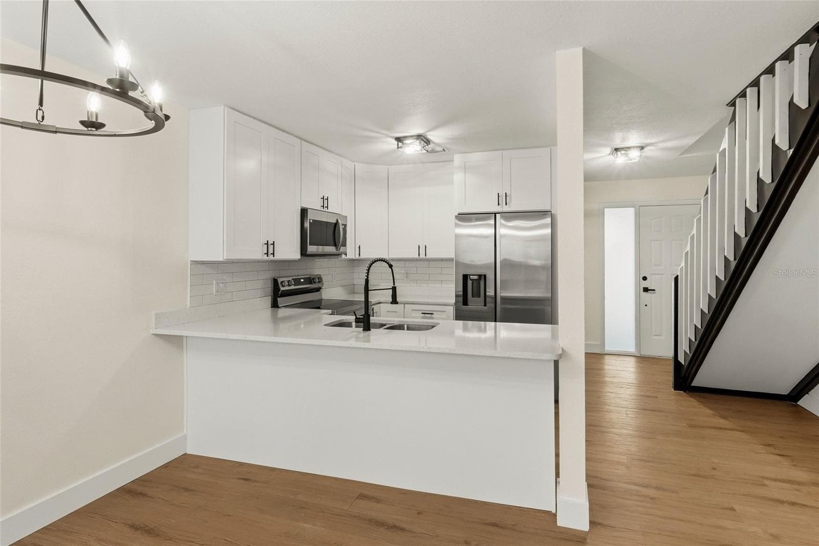 Townhouse at 205 SOMERSET LN, PALM HARBOR, photo 10 of 35