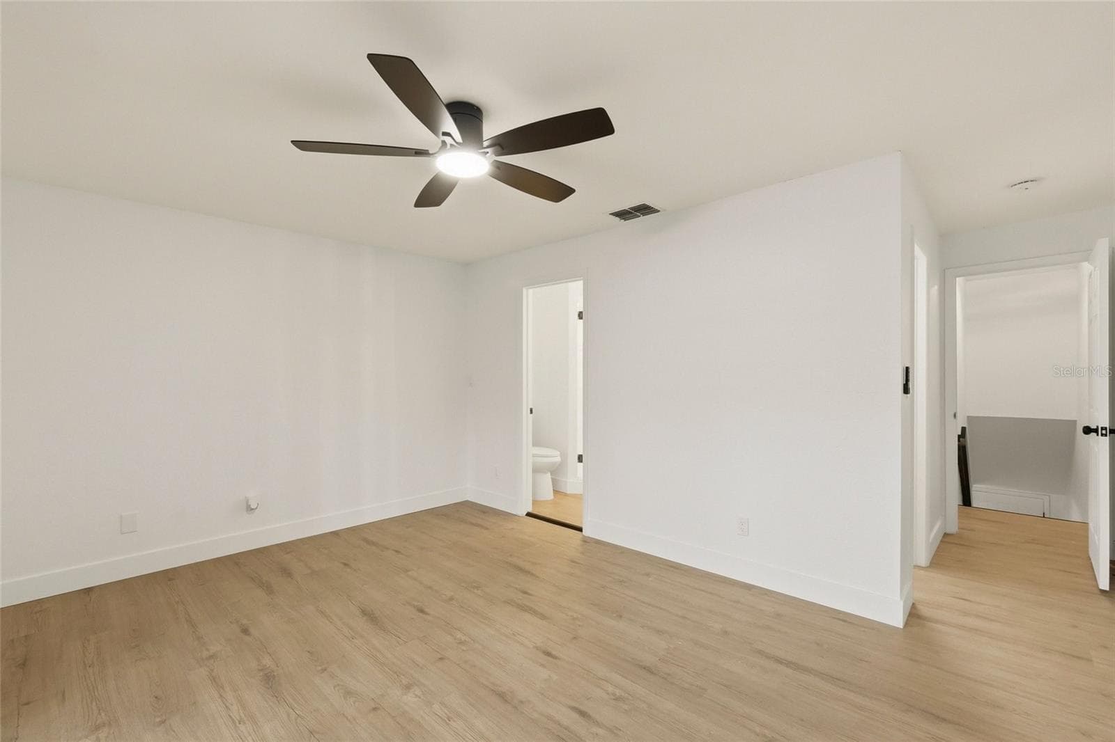 Townhouse at 205 SOMERSET LN, PALM HARBOR, photo 23 of 35