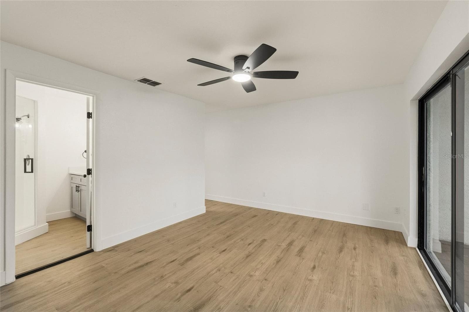 Townhouse at 205 SOMERSET LN, PALM HARBOR, photo 24 of 35