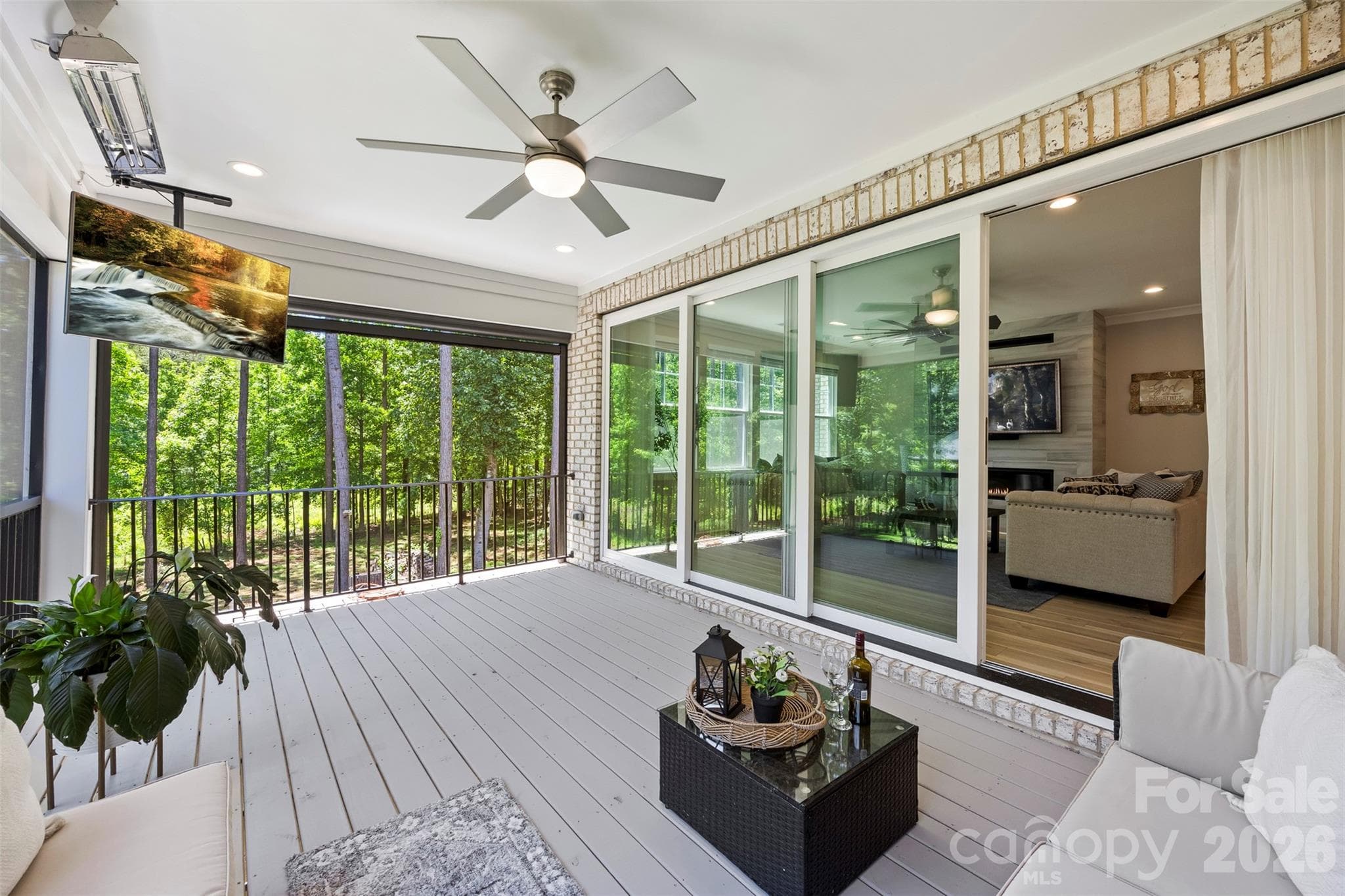 All Season Patio - 6039 Chimney Bluff Road, Lancaster