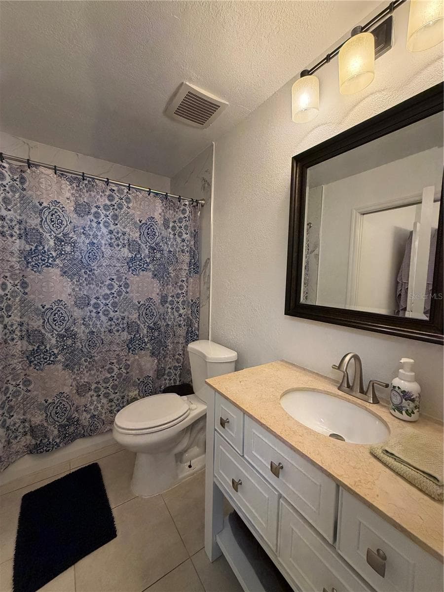 Single Family Residence at 20367 ANDOVER AVE, PORT CHARLOTTE, photo 18 of 45