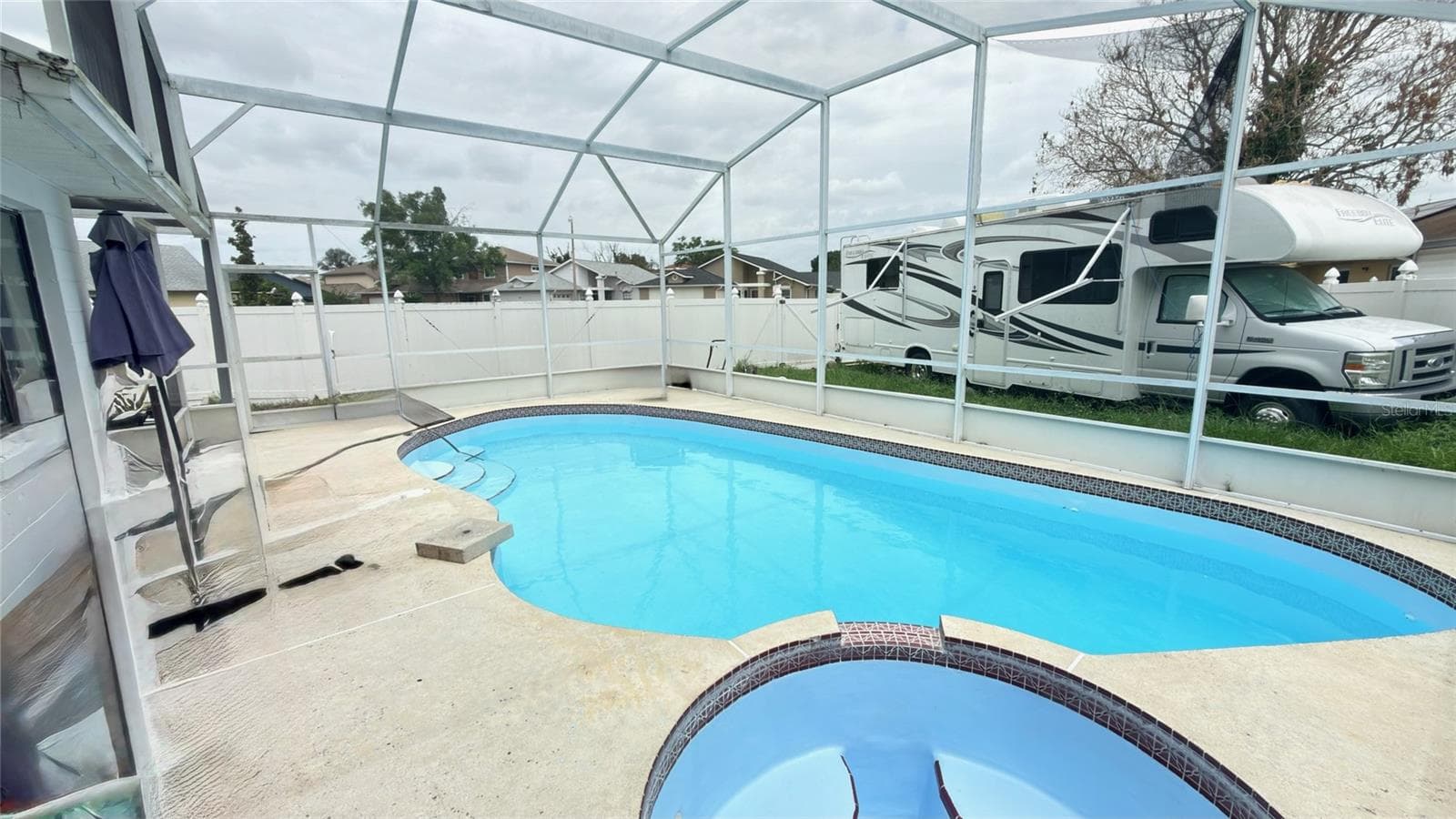 Single Family Residence at 187 PINEWOOD CIR, KISSIMMEE, photo 17 of 21