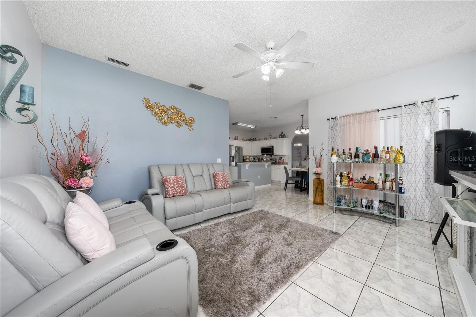 Single Family Residence at 661 ELBRIDGE DR, KISSIMMEE, photo 13 of 41