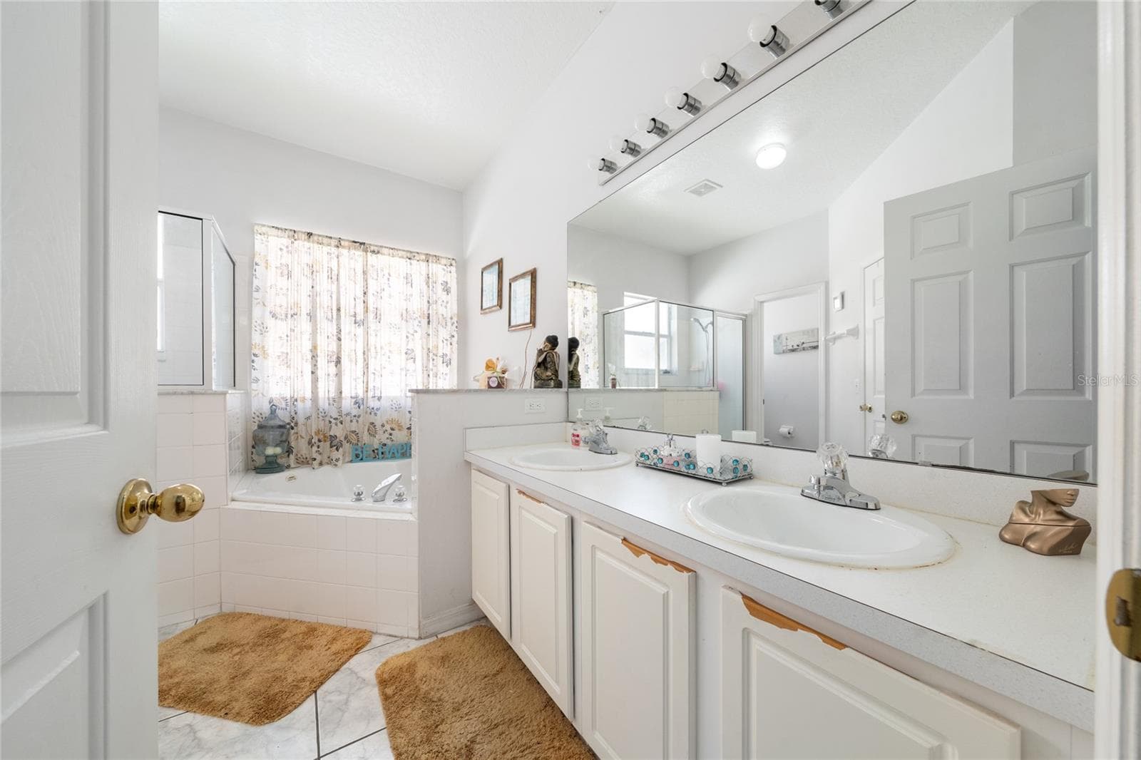 Single Family Residence at 661 ELBRIDGE DR, KISSIMMEE, photo 16 of 41