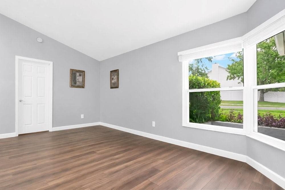 Single Family Residence at 1092 W RIVIERA BLVD, OVIEDO, photo 11 of 37