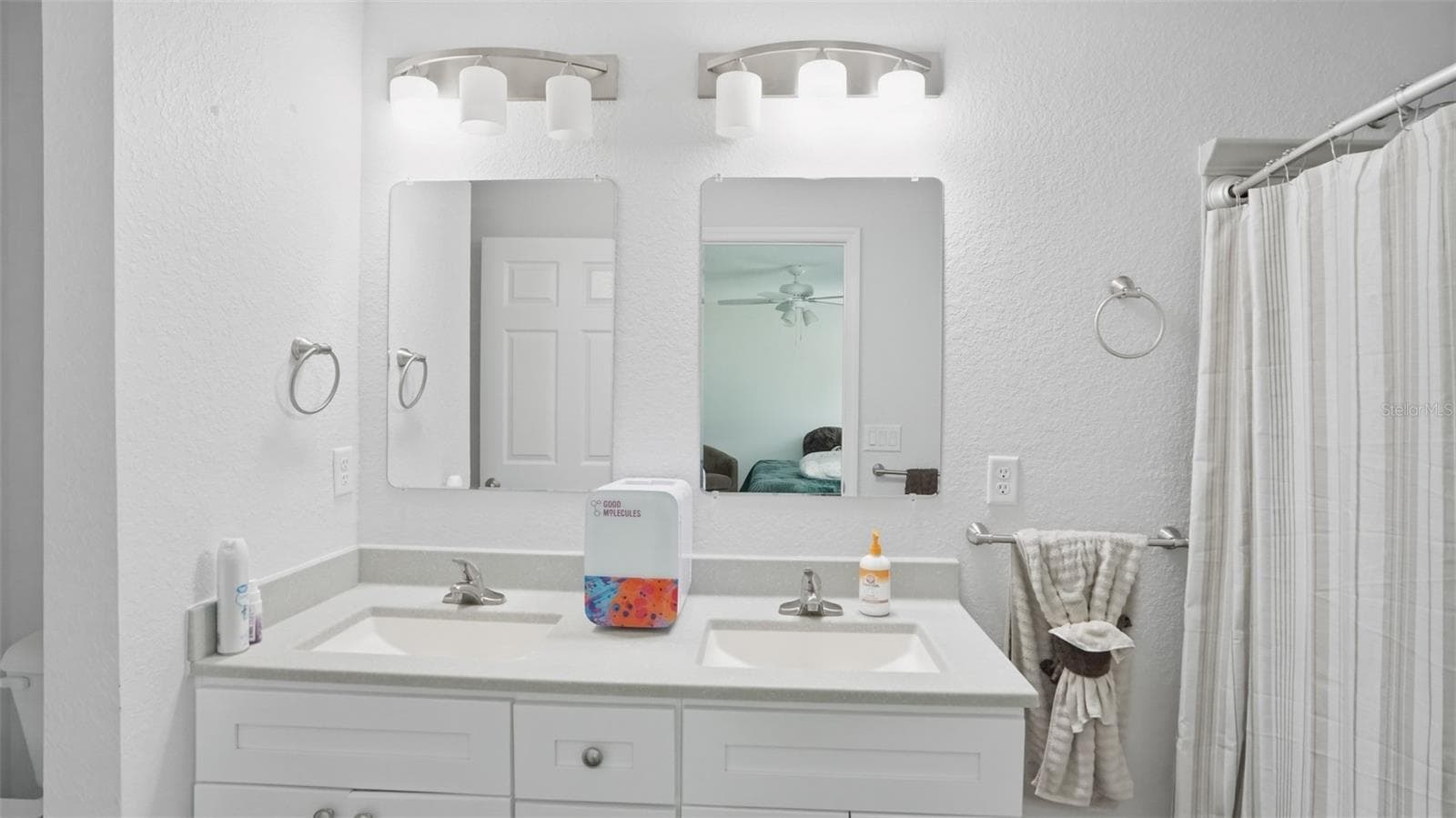 Master Bath - 30 MAPLE CRSE, OCKLAWAHA