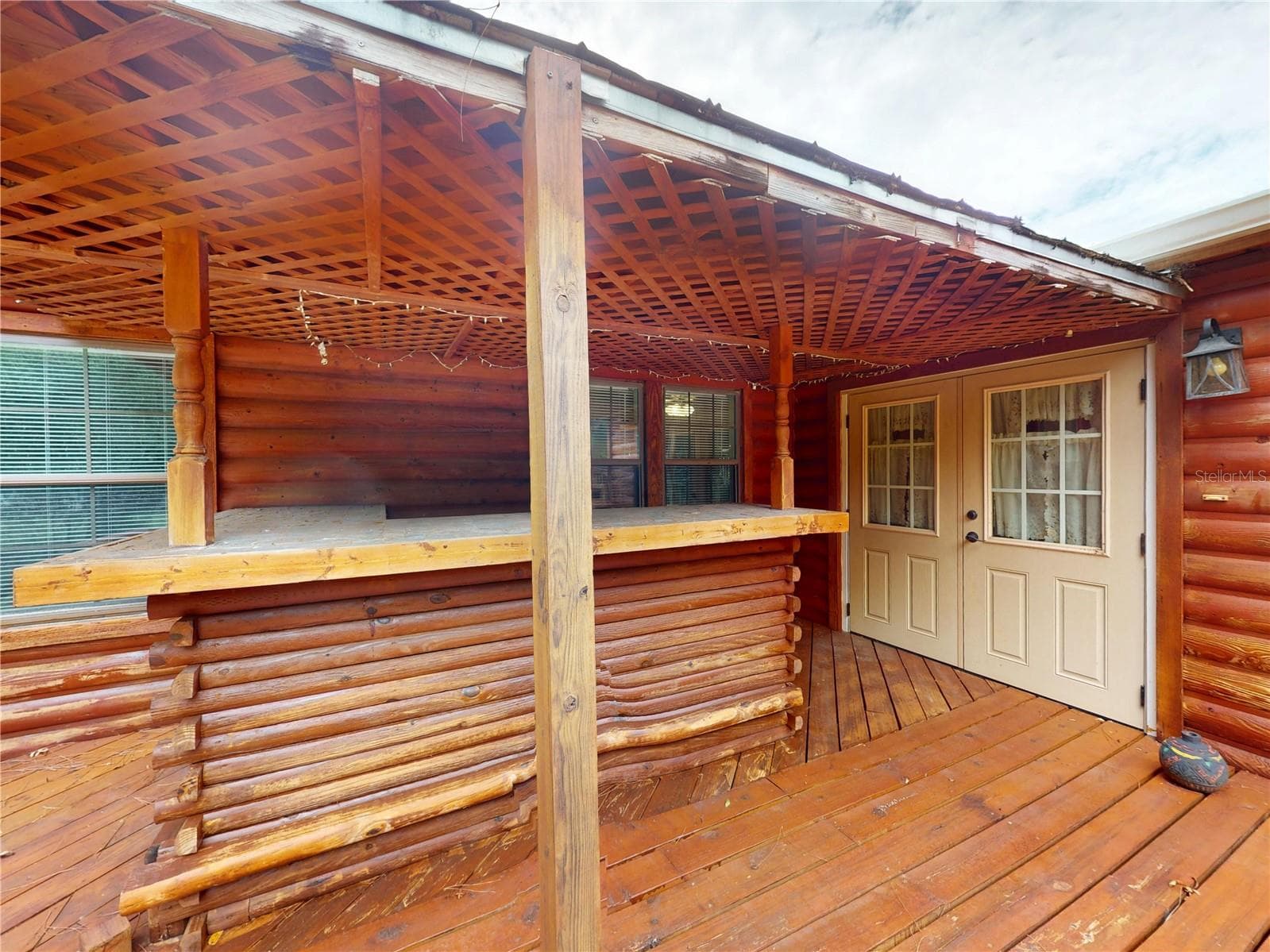 Manufactured Home at 17021 SHELBY LN, NORTH FORT MYERS, photo 19 of 86