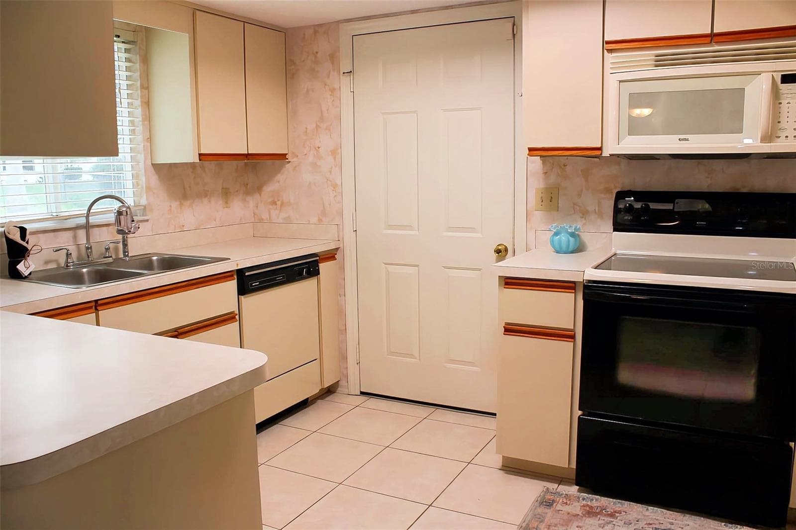 Single Family Residence at 10740 SW 62ND AVENUE RD, OCALA, photo 13 of 31