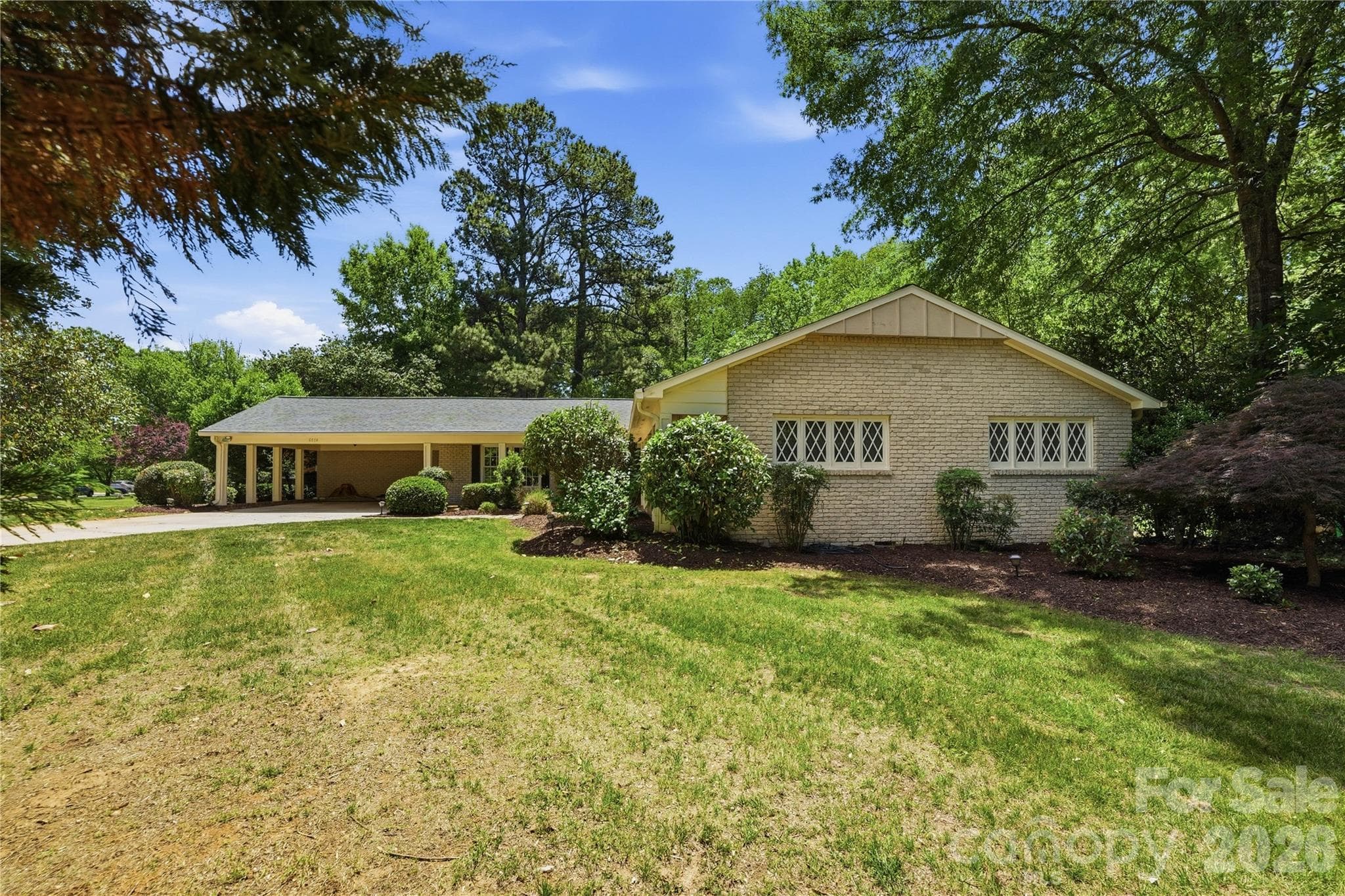 Single Family Residence at 6014 Glenridge Road, Charlotte, photo 40 of 42