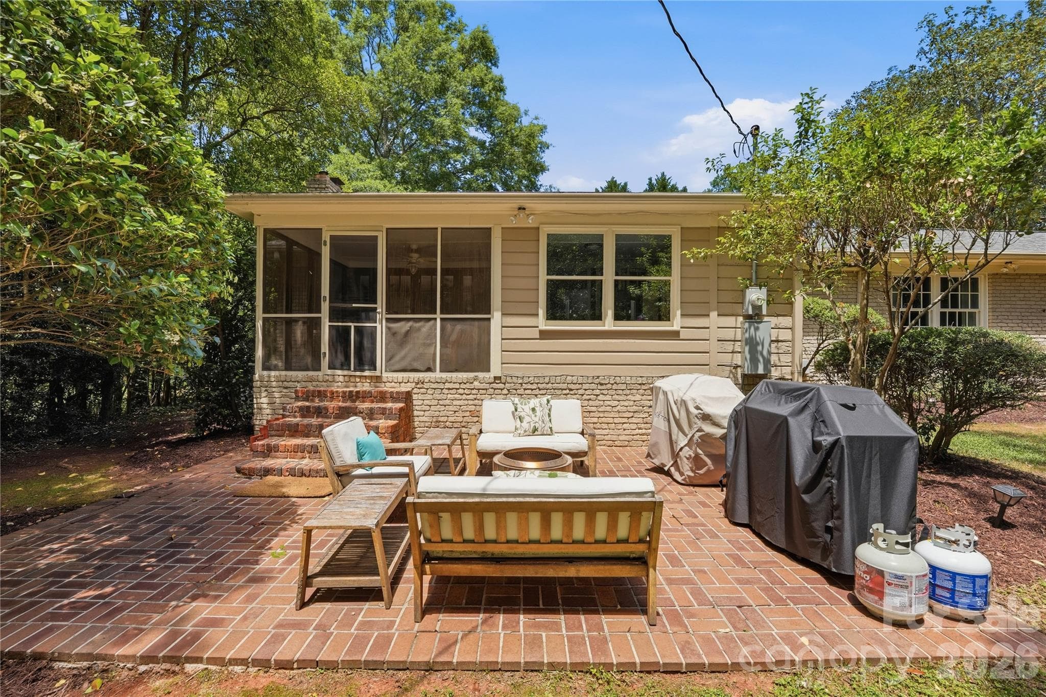 Single Family Residence at 6014 Glenridge Road, Charlotte, photo 36 of 42