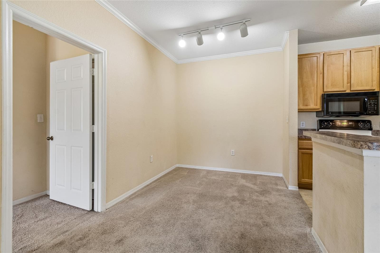 Condominium at 10203 COURTNEY PALMS BLVD #103, TAMPA, photo 13 of 76