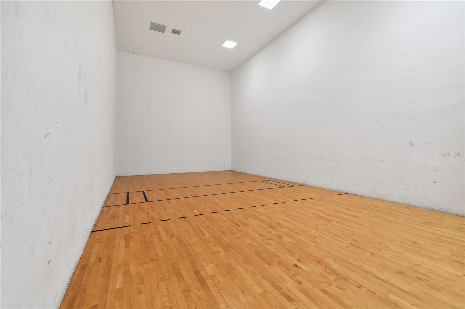 Condominium at 10203 COURTNEY PALMS BLVD #103, TAMPA, photo 55 of 76