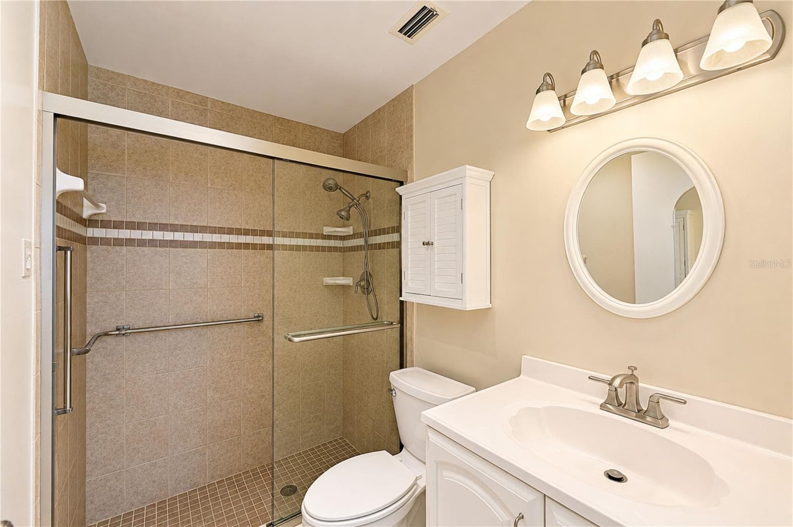 Primary bedroom ensuite bathroom - 9425 ANDOVER CIR, BRADENTON