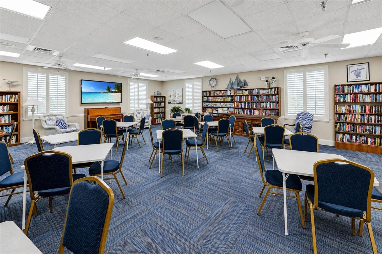 Mt Vernon on Sarasota Bay clubhouse game room - 9425 ANDOVER CIR, BRADENTON