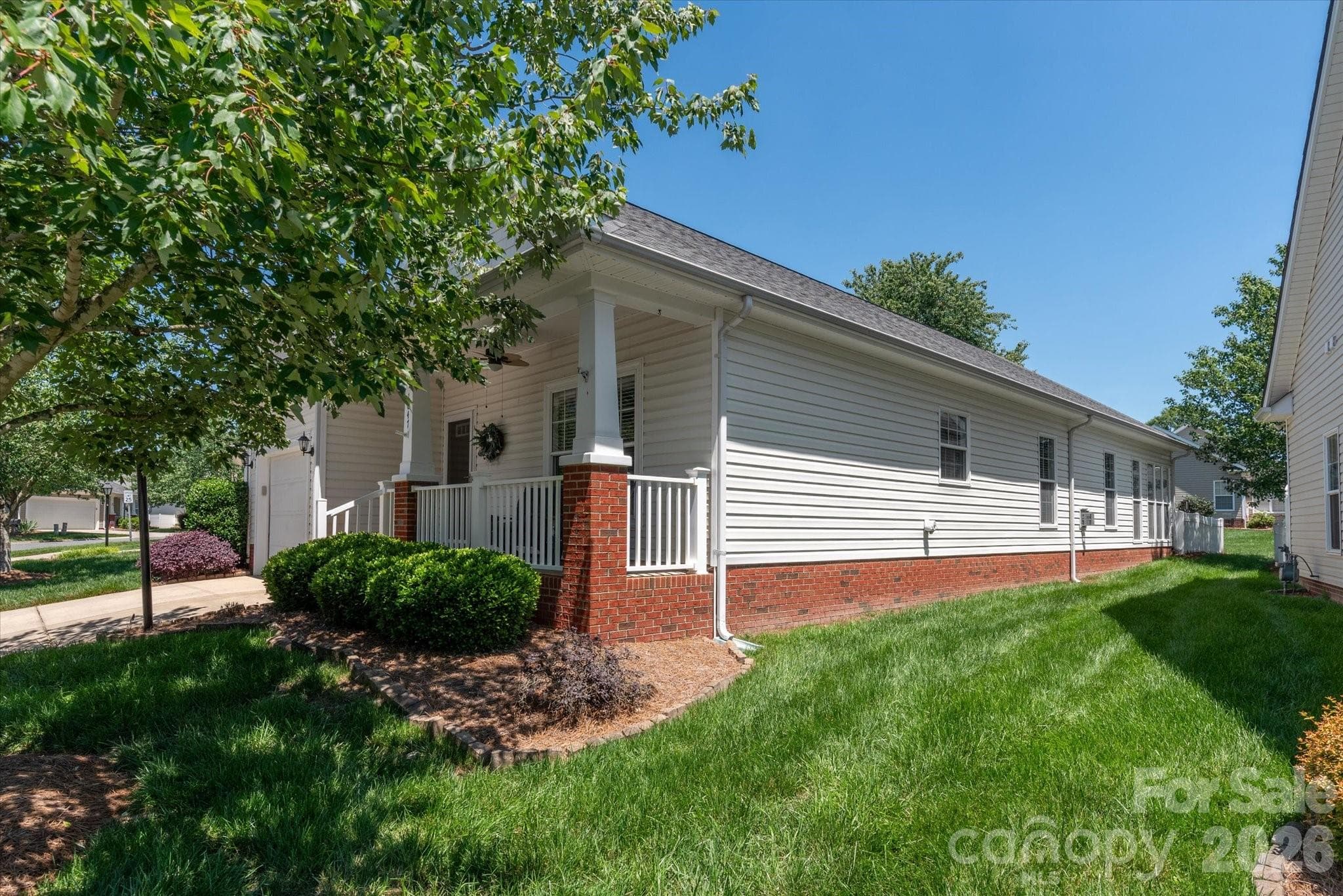 Single Family Residence at Matthews, photo 4 of 39