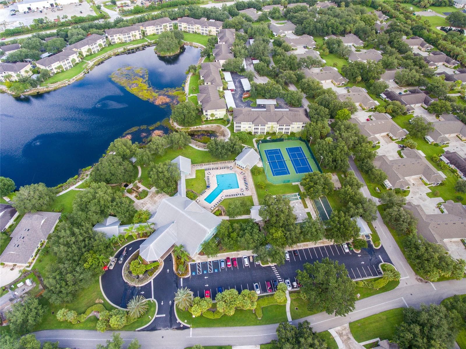 Condominium at 19355 WATER OAK DR #303, PORT CHARLOTTE, photo 46 of 46