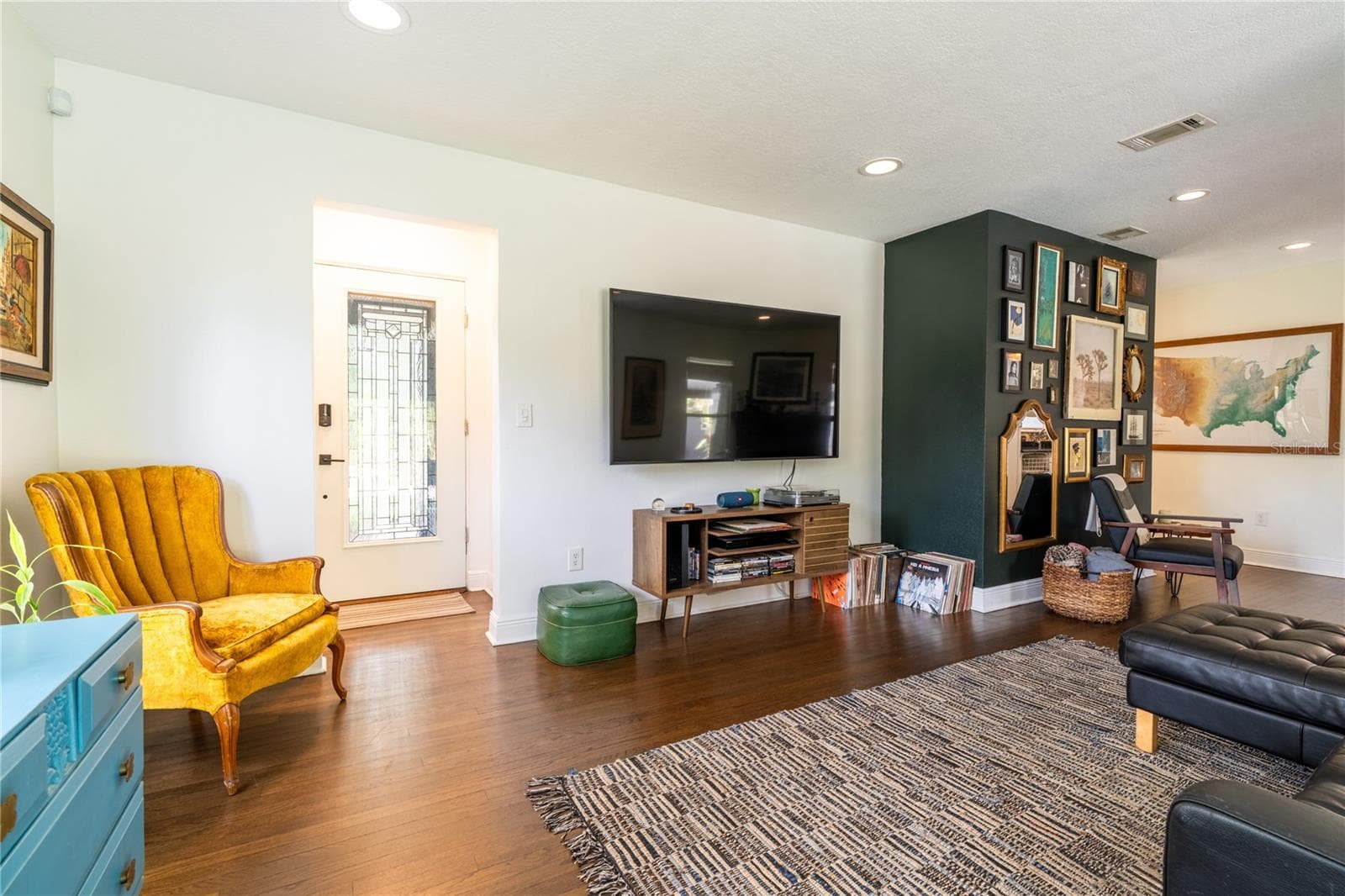 Interior front door view - 795 30TH ST, ORLANDO