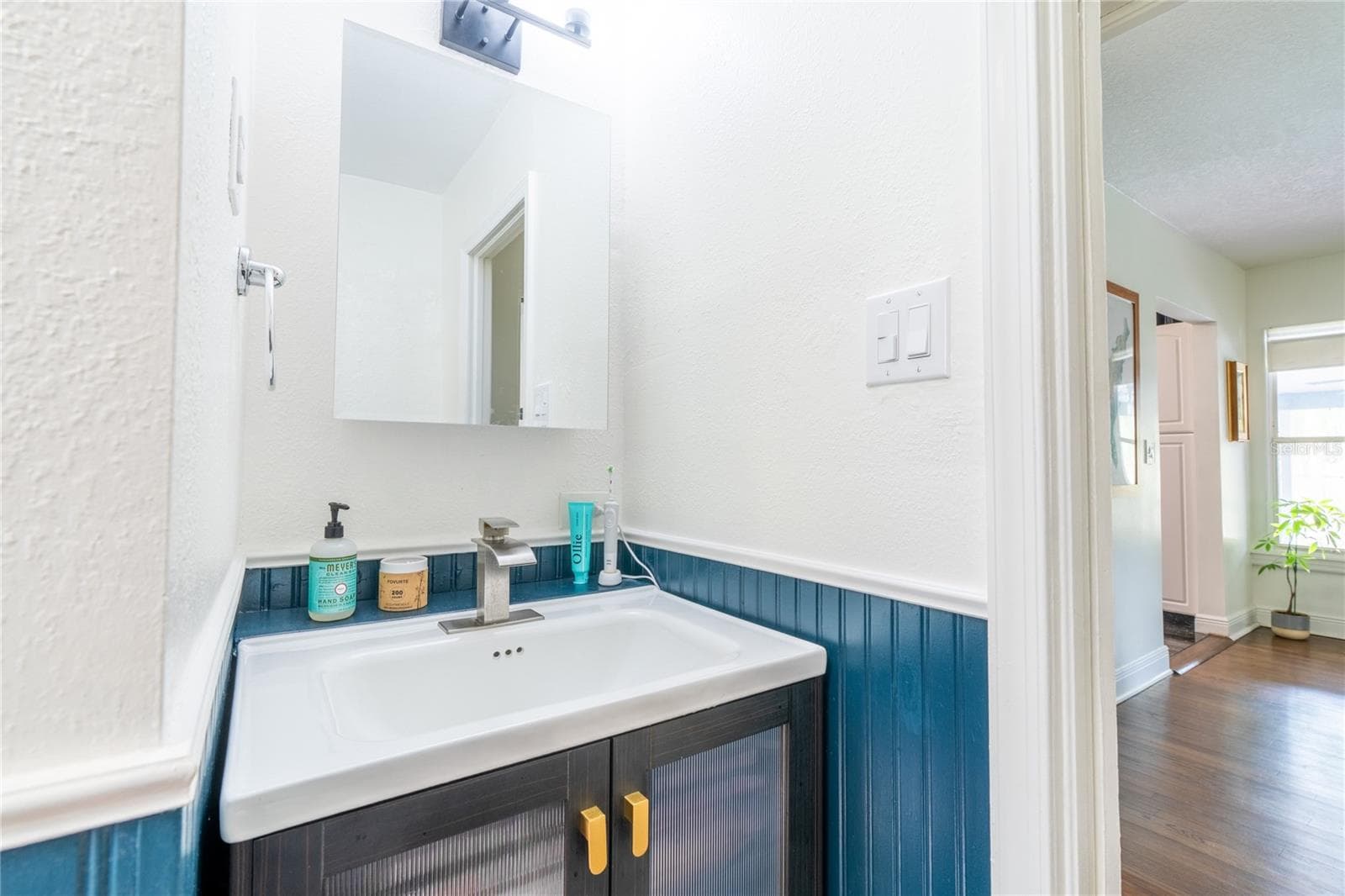 Main house bathroom - 795 30TH ST, ORLANDO