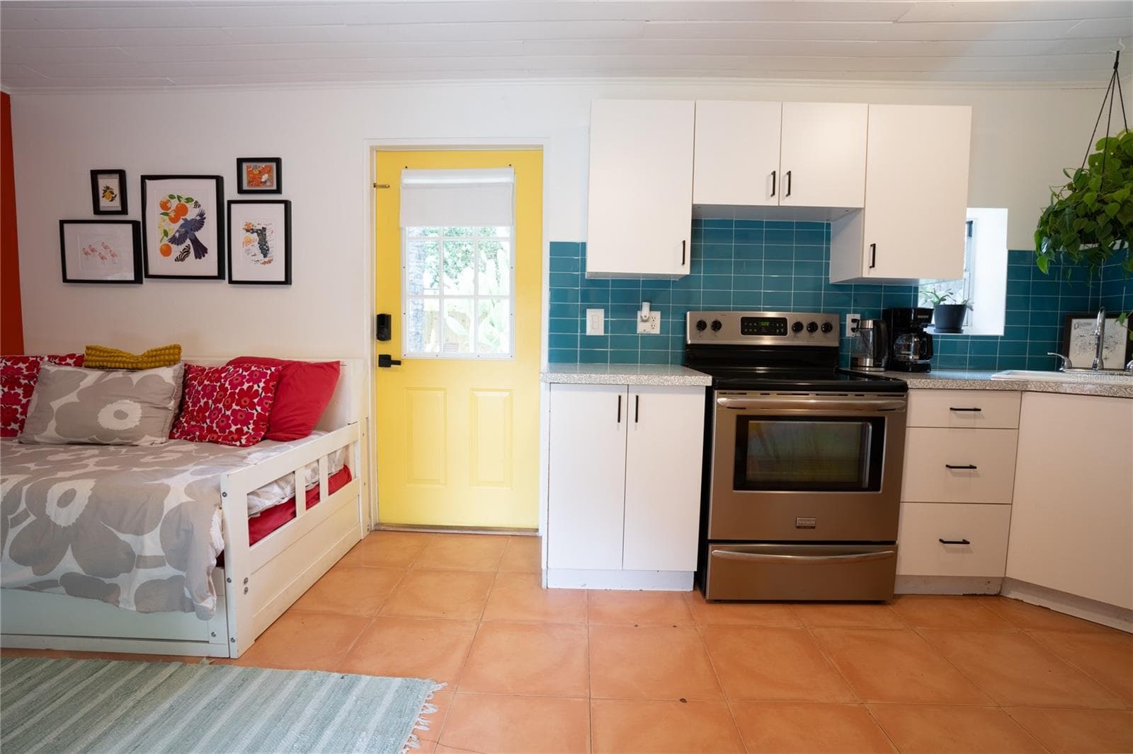 Bright and spacious guesthouse - 795 30TH ST, ORLANDO