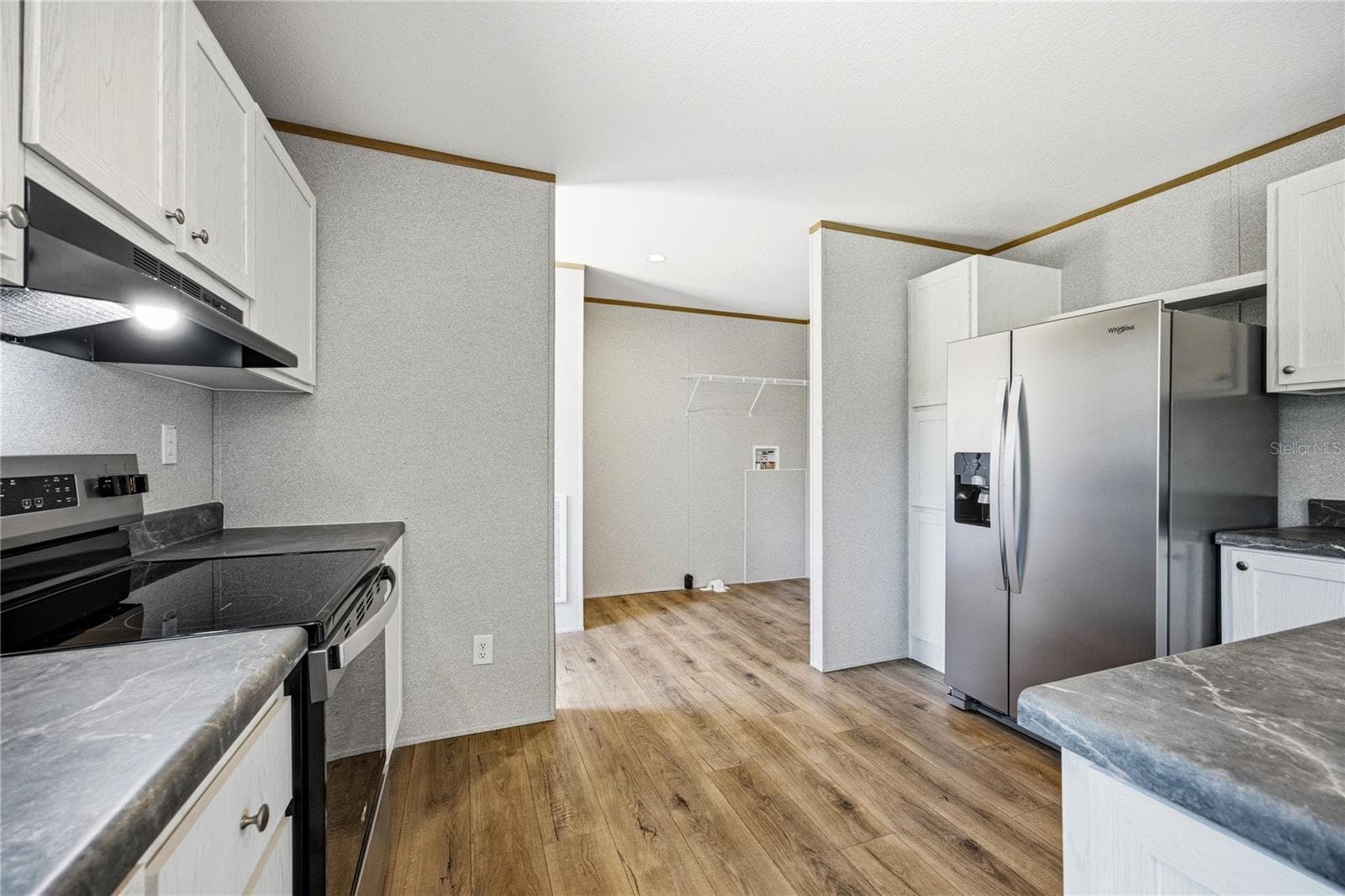 Manufactured Home at 119 LONDON AVE, INTERLACHEN, photo 12 of 44
