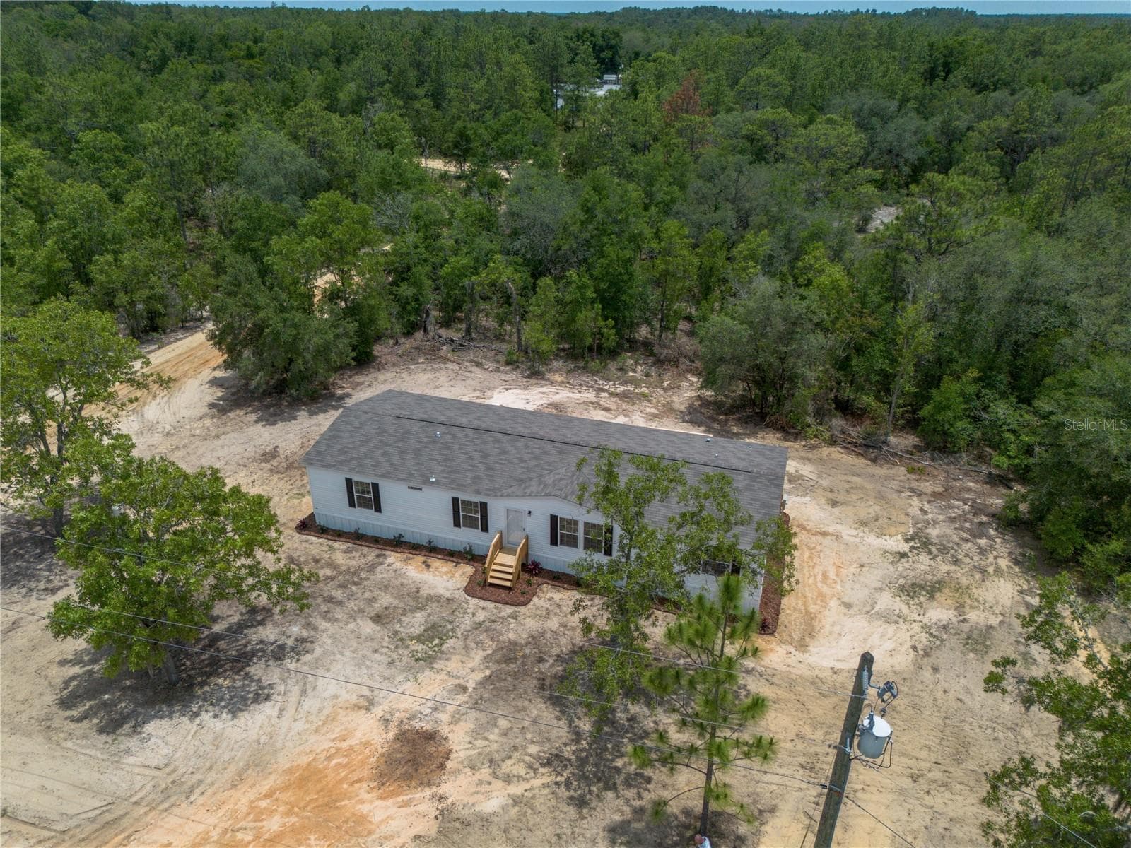 Manufactured Home at 119 LONDON AVE, INTERLACHEN, photo 42 of 44
