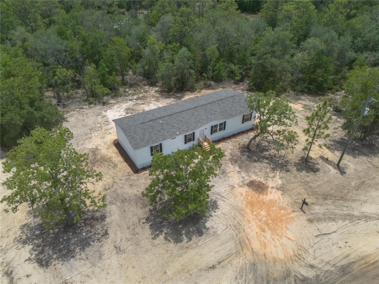 Manufactured Home at 119 LONDON AVE, INTERLACHEN, photo 43 of 44