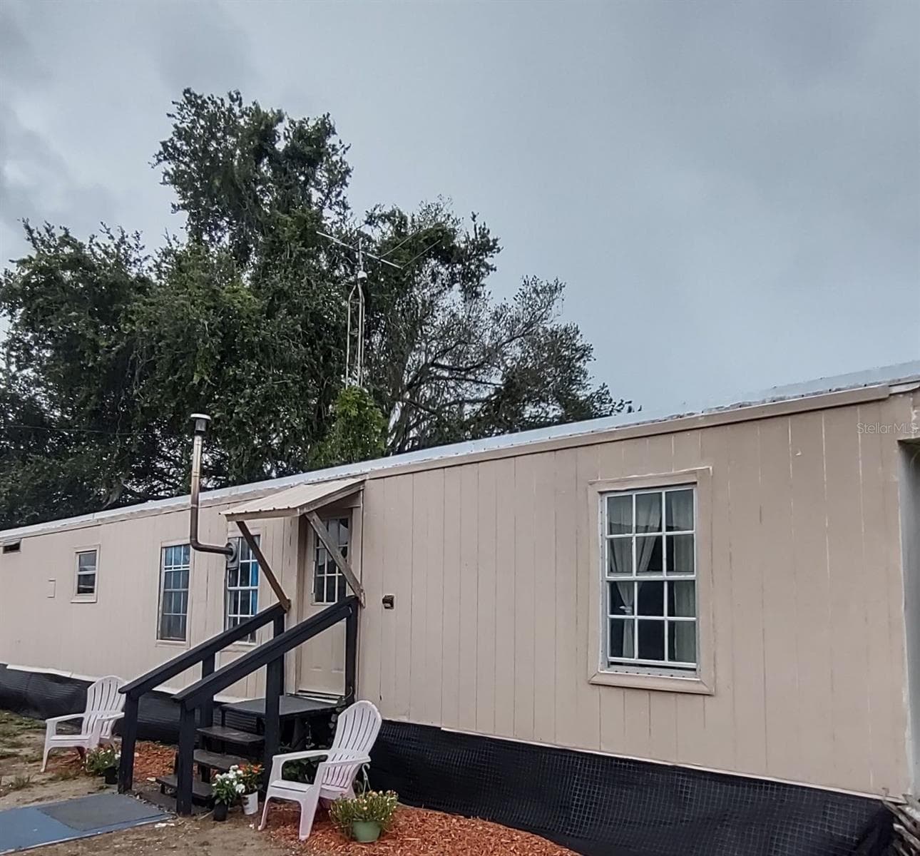 Manufactured Home at 17936 SE 95TH STREET RD, OCKLAWAHA, photo 2 of 14