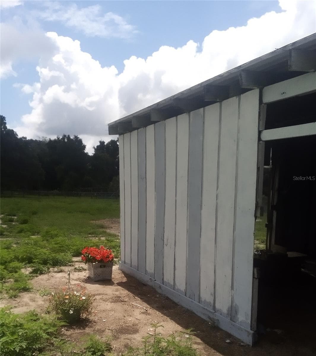 Manufactured Home at 17936 SE 95TH STREET RD, OCKLAWAHA, photo 5 of 14