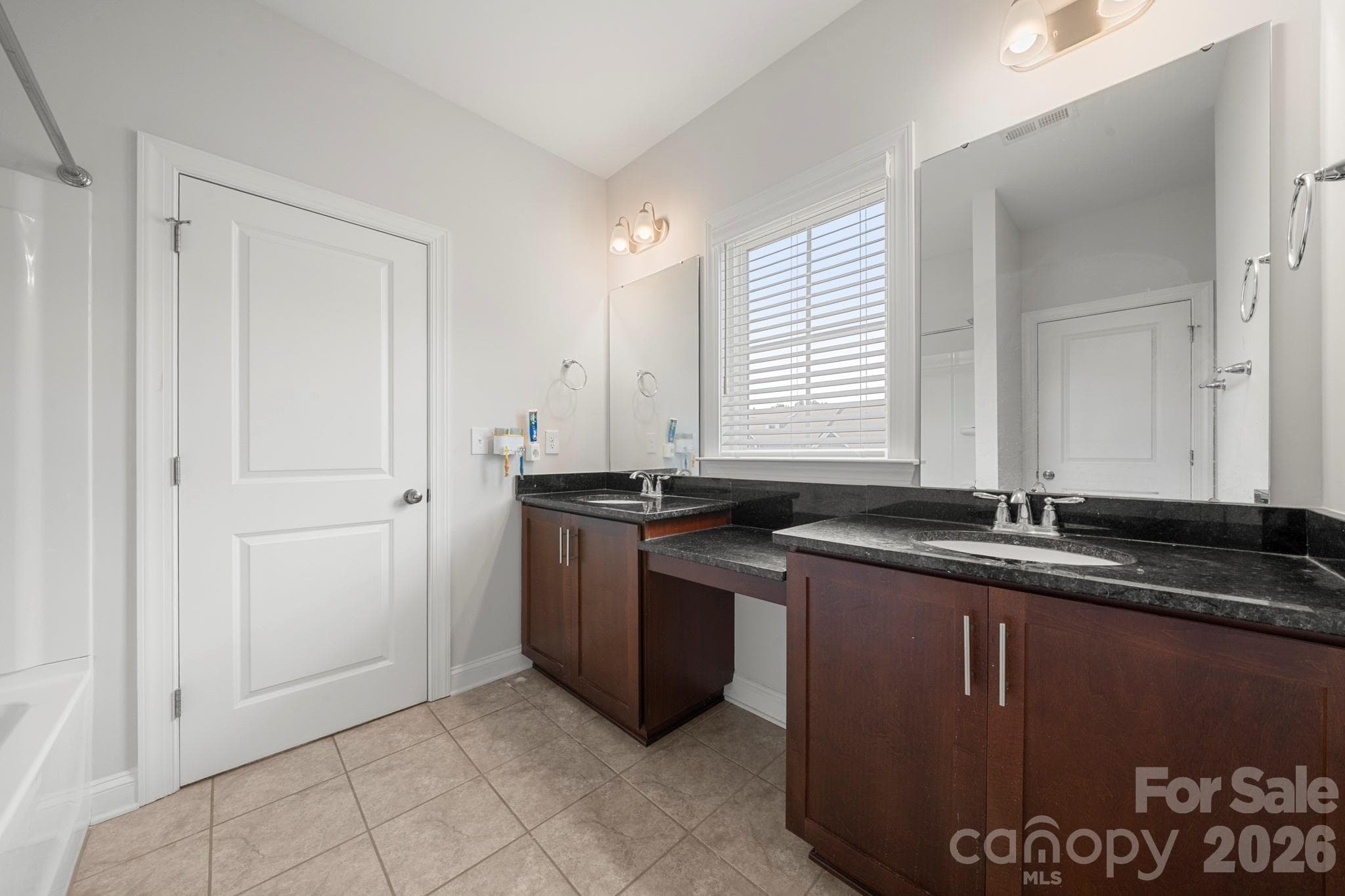 Full Bathroom - 5005 Alexander Manor Drive, Charlotte