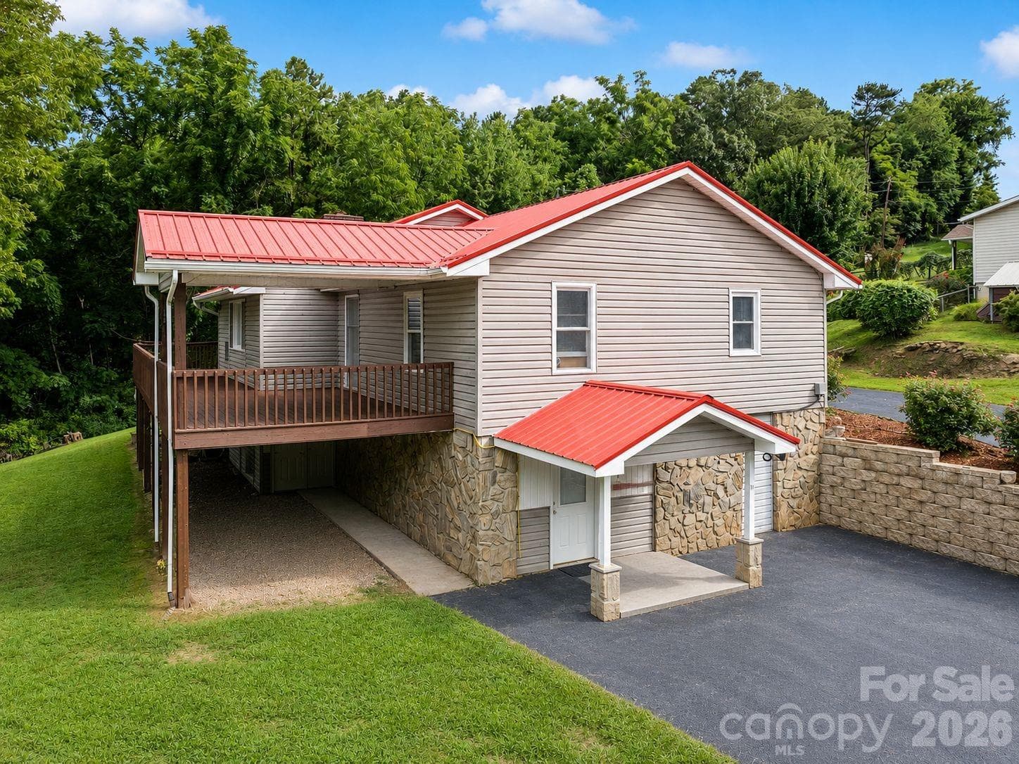 Single Family Residence at Clyde, photo 2 of 37