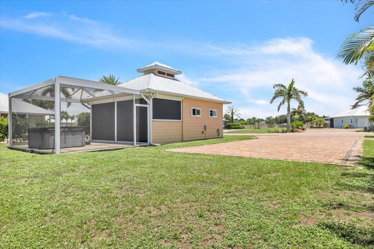 8168 SW SAND CRANE CIR