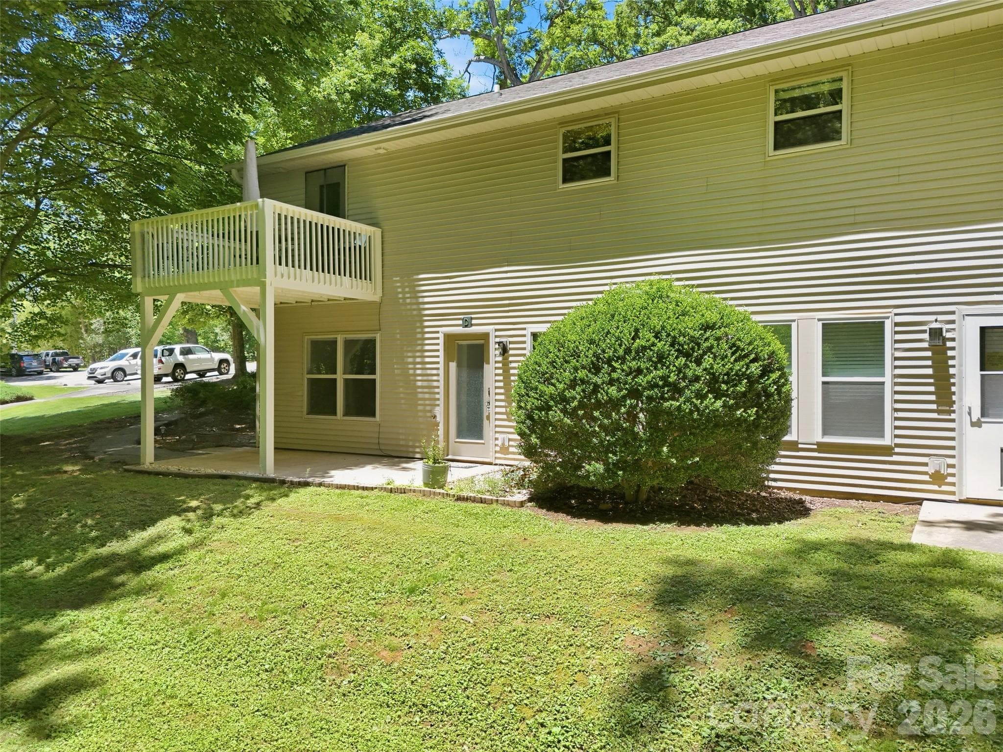 Condominium at 42 Queen Road, Candler, photo 27 of 39