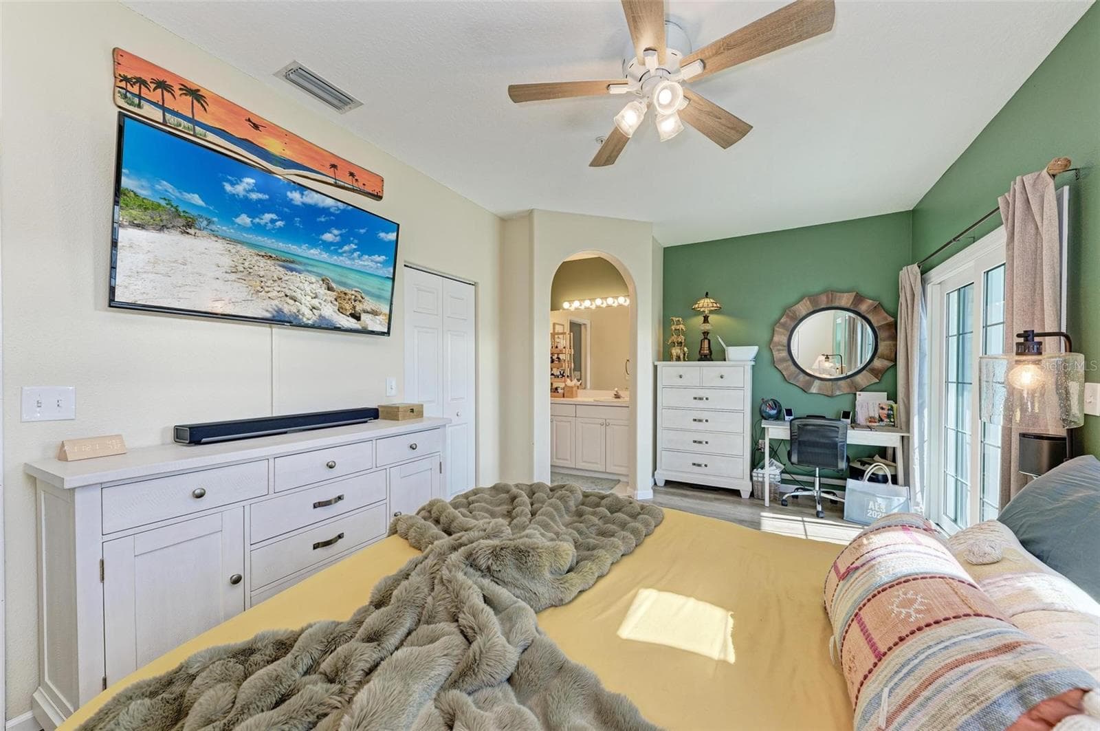 Single Family Residence at 1469 GULF DR N, BRADENTON BEACH, photo 29 of 53