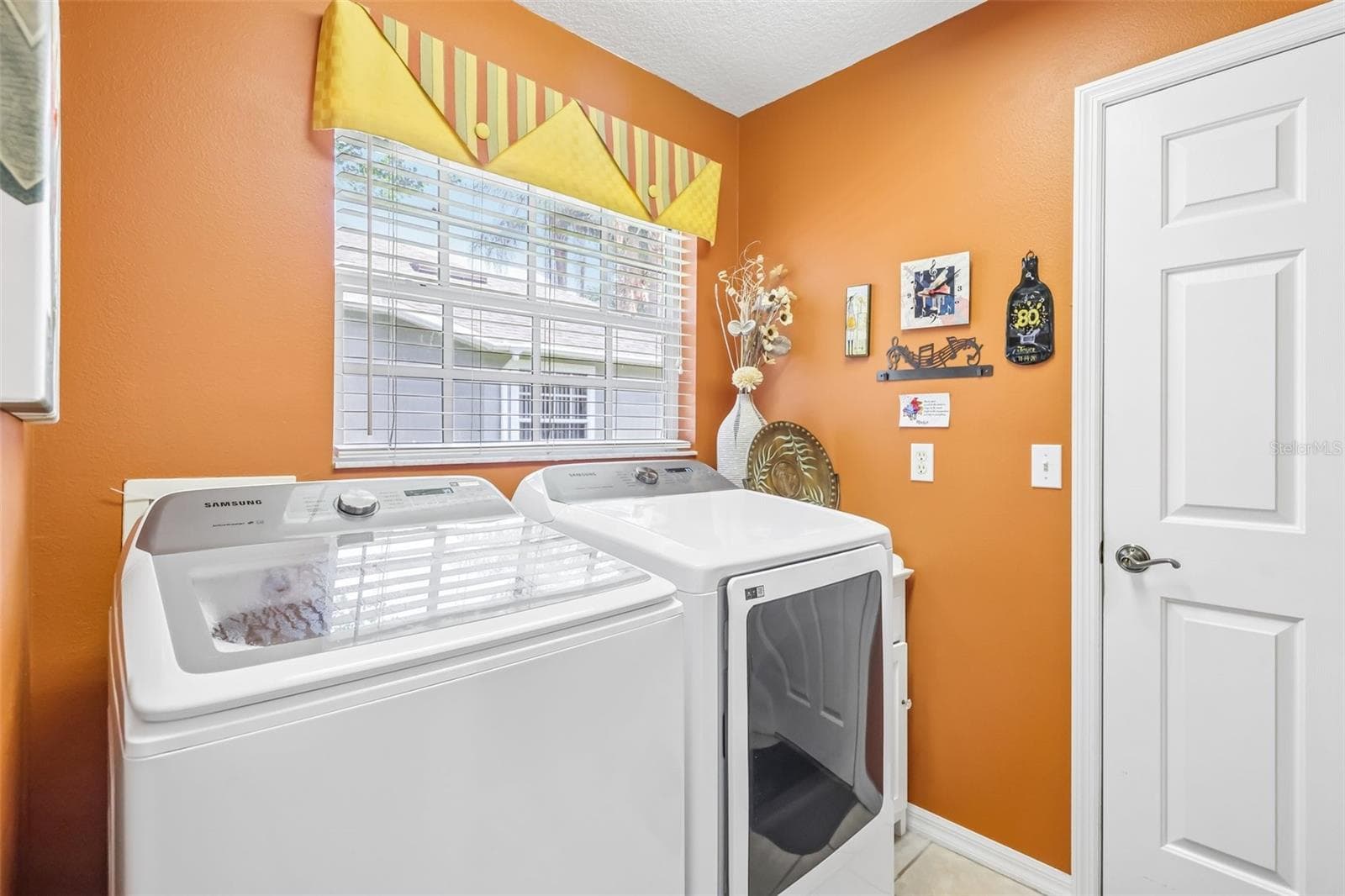 Single Family Residence at 623 JUNIPER WAY, TAVARES, photo 30 of 56