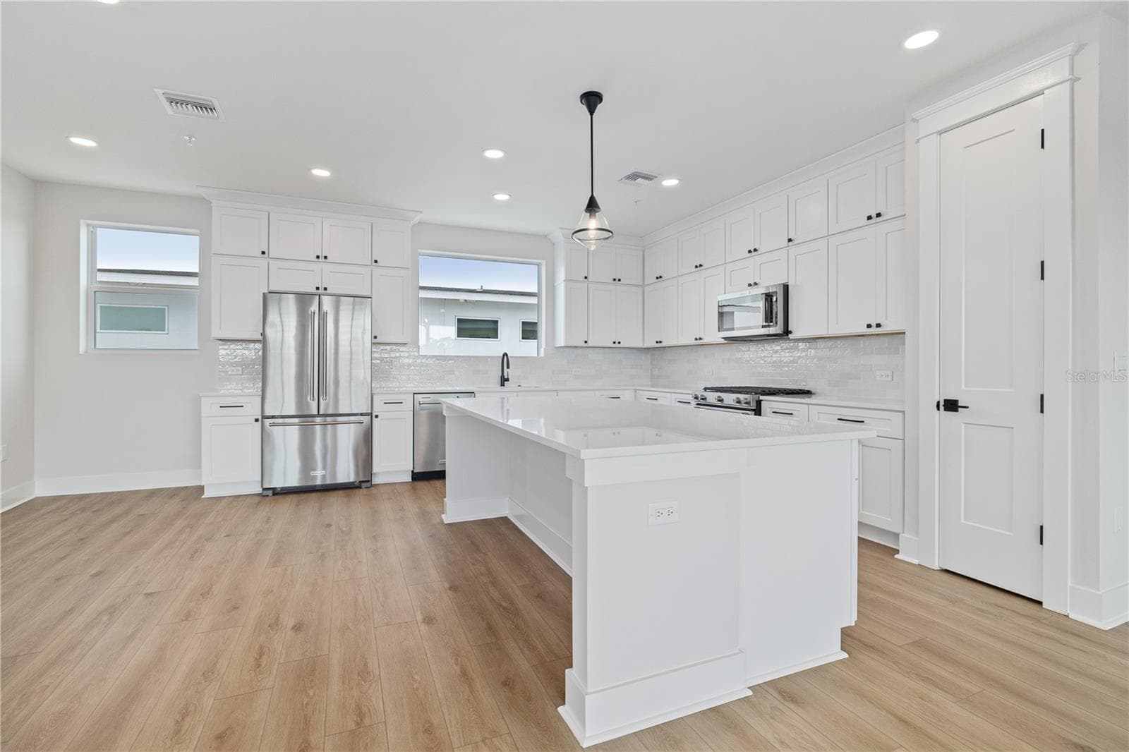 Townhouse at 17 29TH ST N #Lot 8, ST PETERSBURG, photo 8 of 38