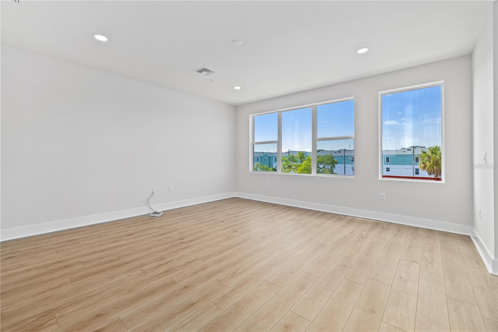 Townhouse at 17 29TH ST N #Lot 8, ST PETERSBURG, photo 17 of 38