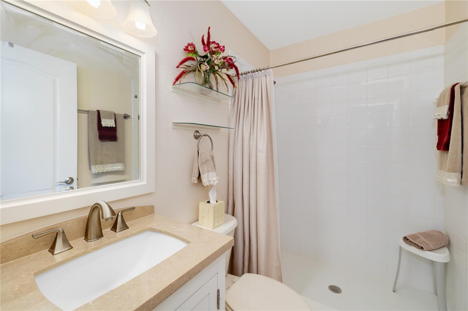 Bathroom 3 upstairs, second floor - 12471 NATUREVIEW CIR, BRADENTON