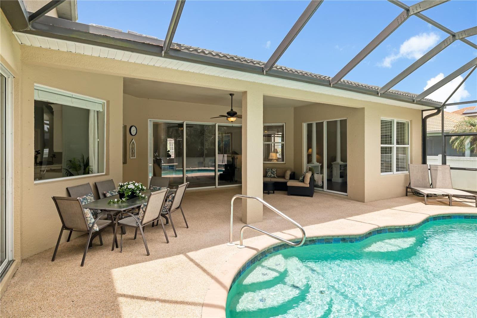 Large undercover area for dining year round in paradise - 12471 NATUREVIEW CIR, BRADENTON