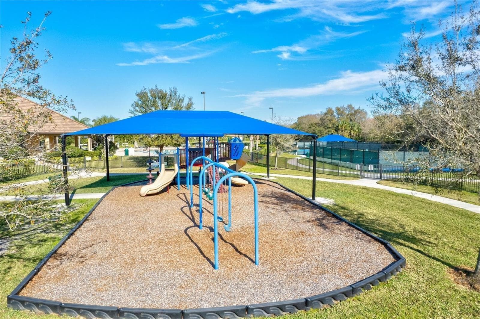 Single Family Residence at 12471 NATUREVIEW CIR, BRADENTON, photo 74 of 84
