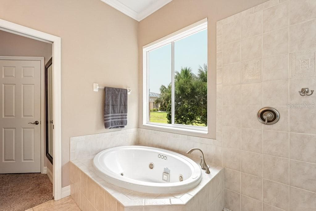 Single Family Residence at 6615 BUTLERS CREST DR, BRADENTON, photo 18 of 57