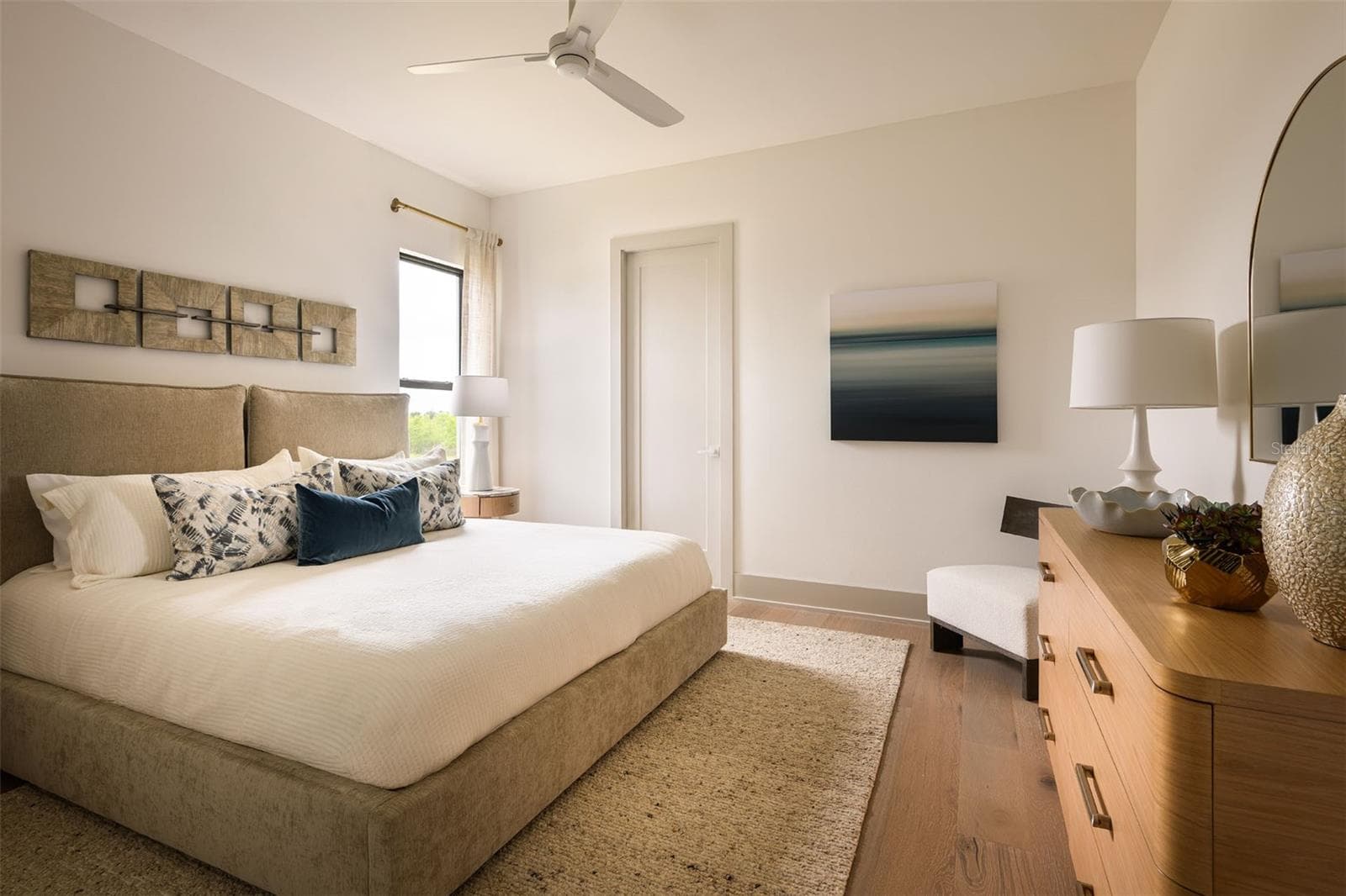 Guest bedroom (photo from Lago model) - 8613 SANDPOINT ST, SARASOTA
