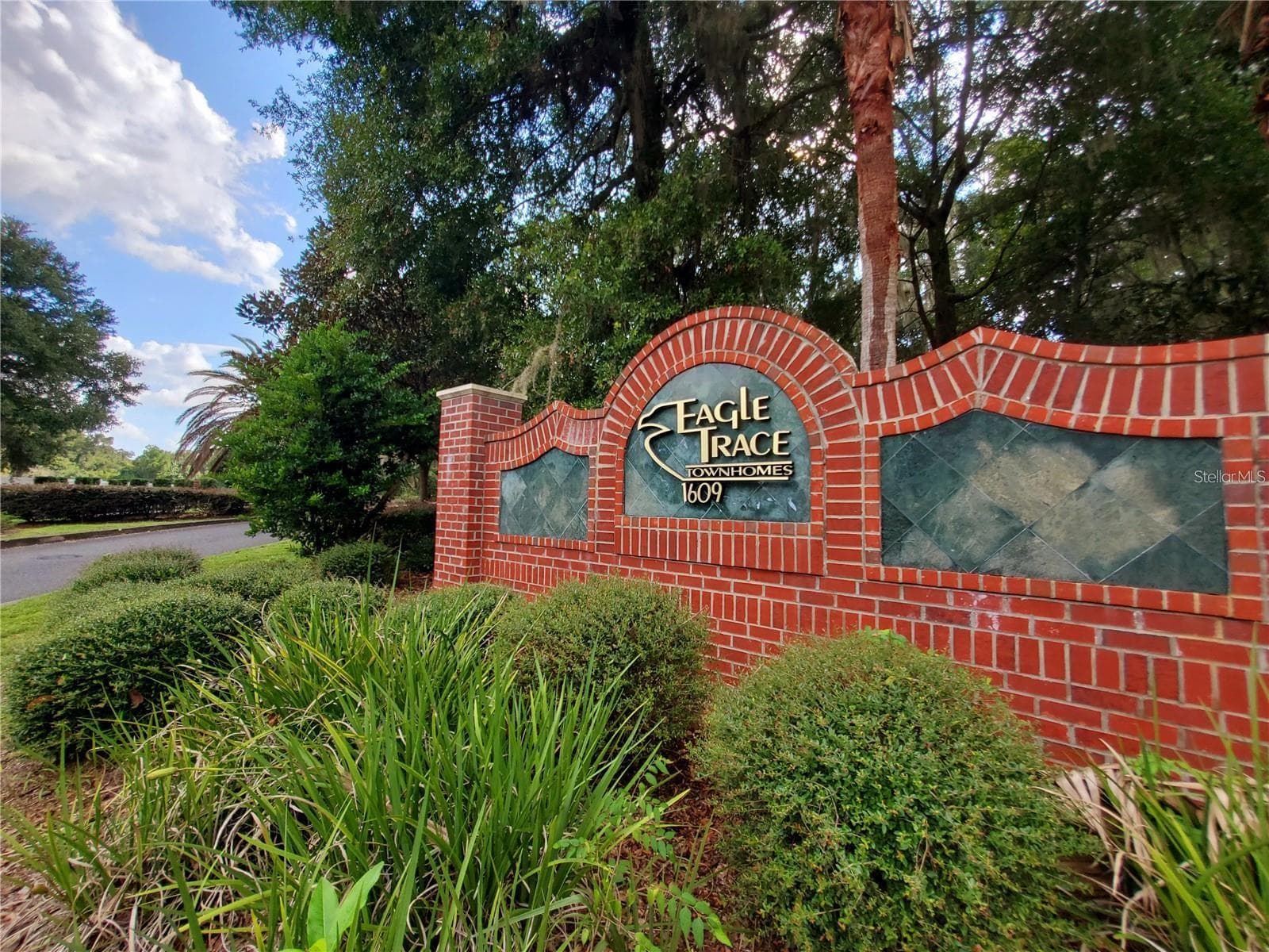 Entrance to community - 1561 NW 29TH RD #8, GAINESVILLE