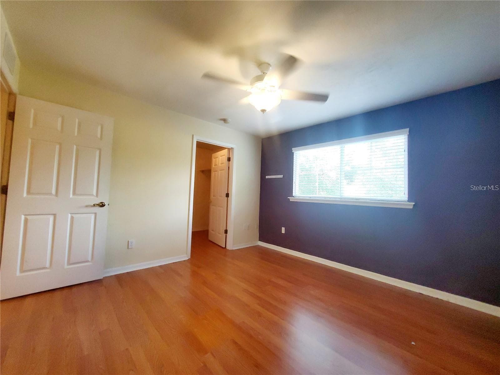 Upstairs bedroom 1 with walk in closet - 1561 NW 29TH RD #8, GAINESVILLE